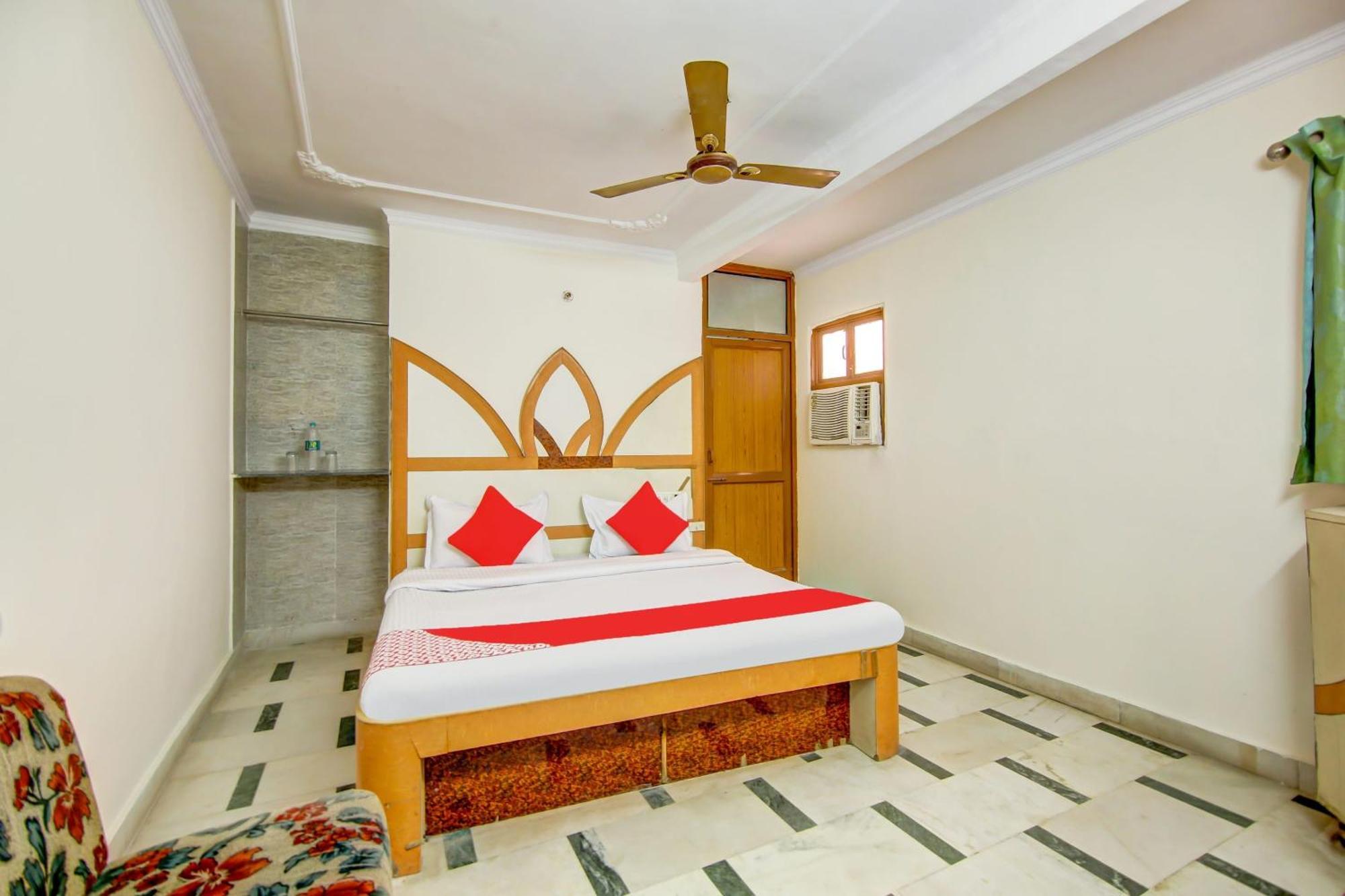 Hotel Neha Inn نيودلهي المظهر الخارجي الصورة